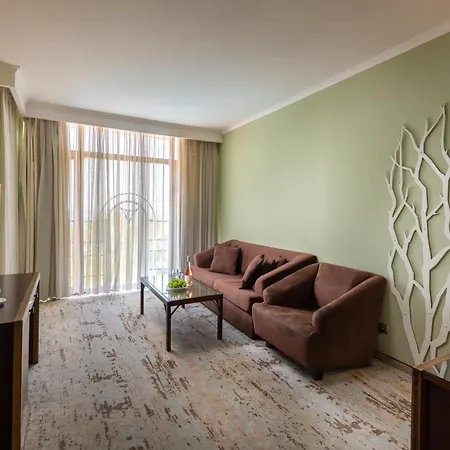 Festa Via Pontica Hotel 4*