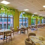 Hotel Festa Via Pontica 4*