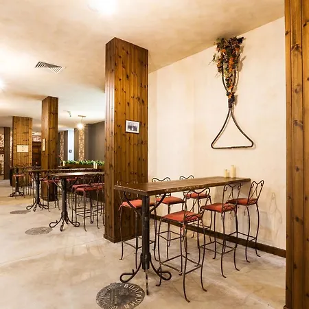 Festa Via Pontica מלון פומורי