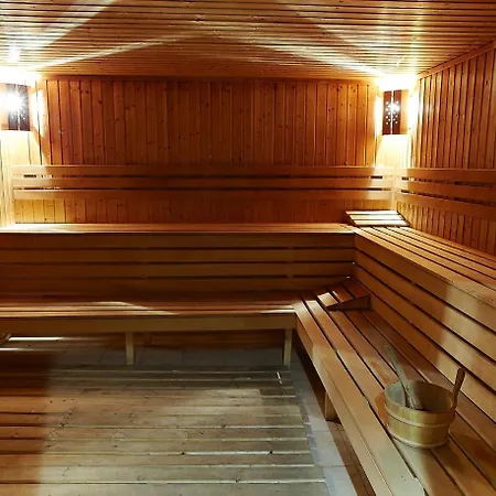 ホテル Festa Via Pontica ポモリエ