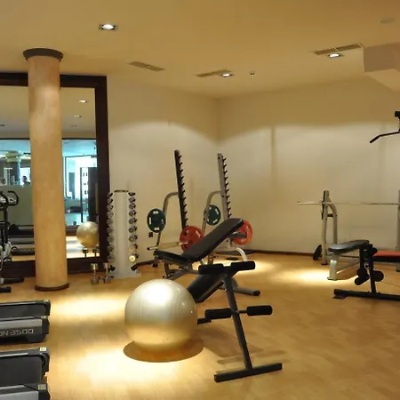 ホテル Festa Via Pontica 4*